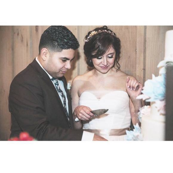 Meet your Posher, Rebeca - Picture 1 of 1